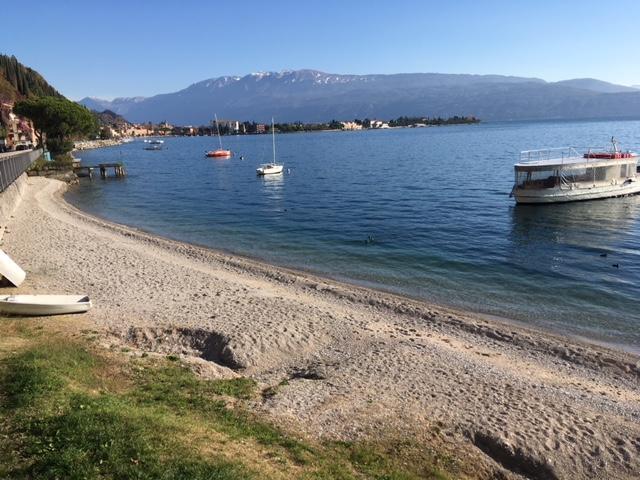 B&B Agora' Gardone Riviera Exteriör bild